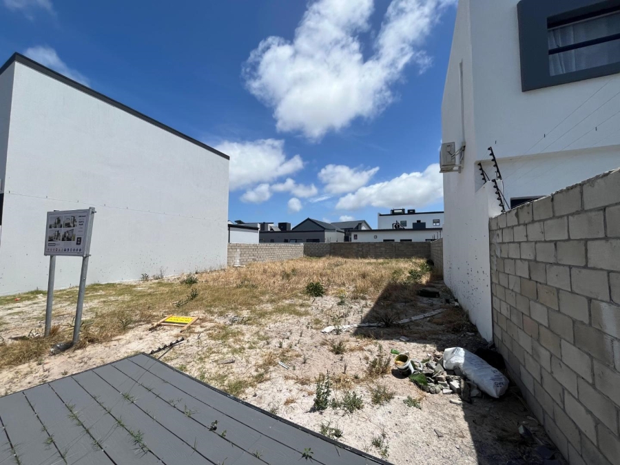 0 Bedroom Property for Sale in Sandown Western Cape